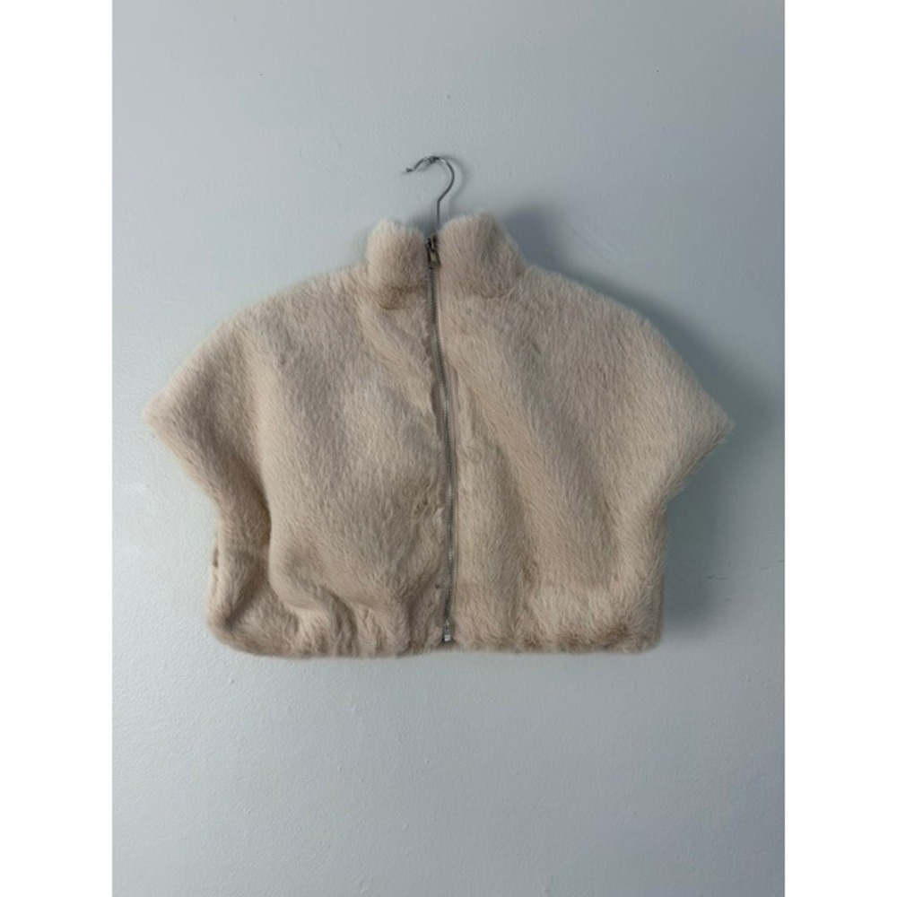 Fashion Nova Fluff It Up Faux Fur Cropped Top Beige Mock Neck Zip Up Vest Small